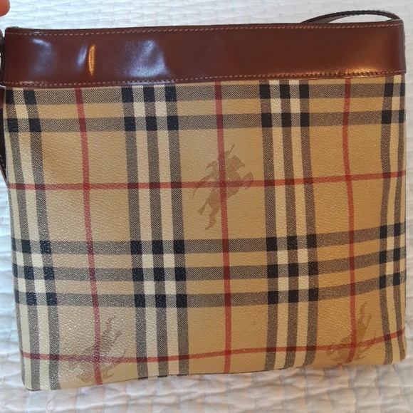 Burberry of London medium shoulder bag - Picture 6 of 8